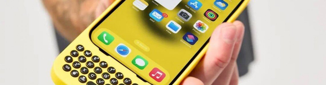 Фанат смартфонов BlackBerry выпустил чехол-клавиатуру Clicks для iPhone Фанат смартфонов BlackBerry выпустил чехол-клавиатуру Clicks для iPhone
